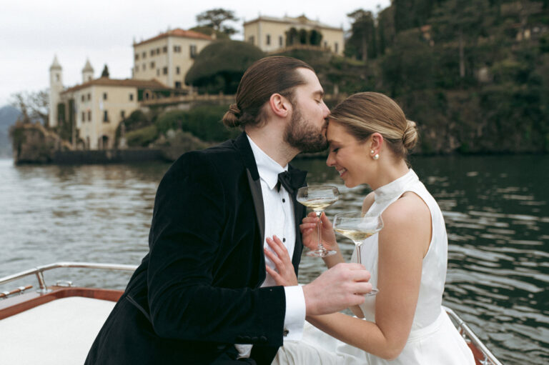 Come posare per un servizio fotografico? Consigli utili per scatti indimenticabili